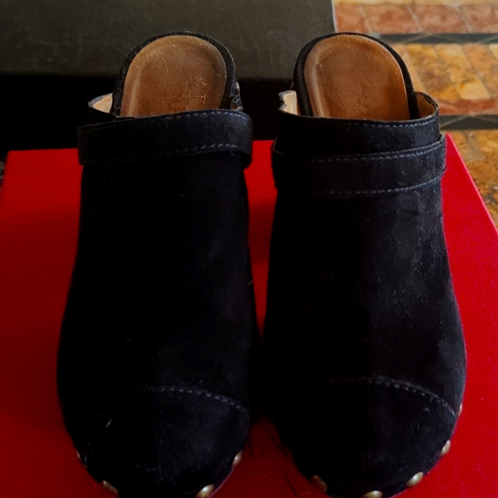 COPY - Chanel clogs